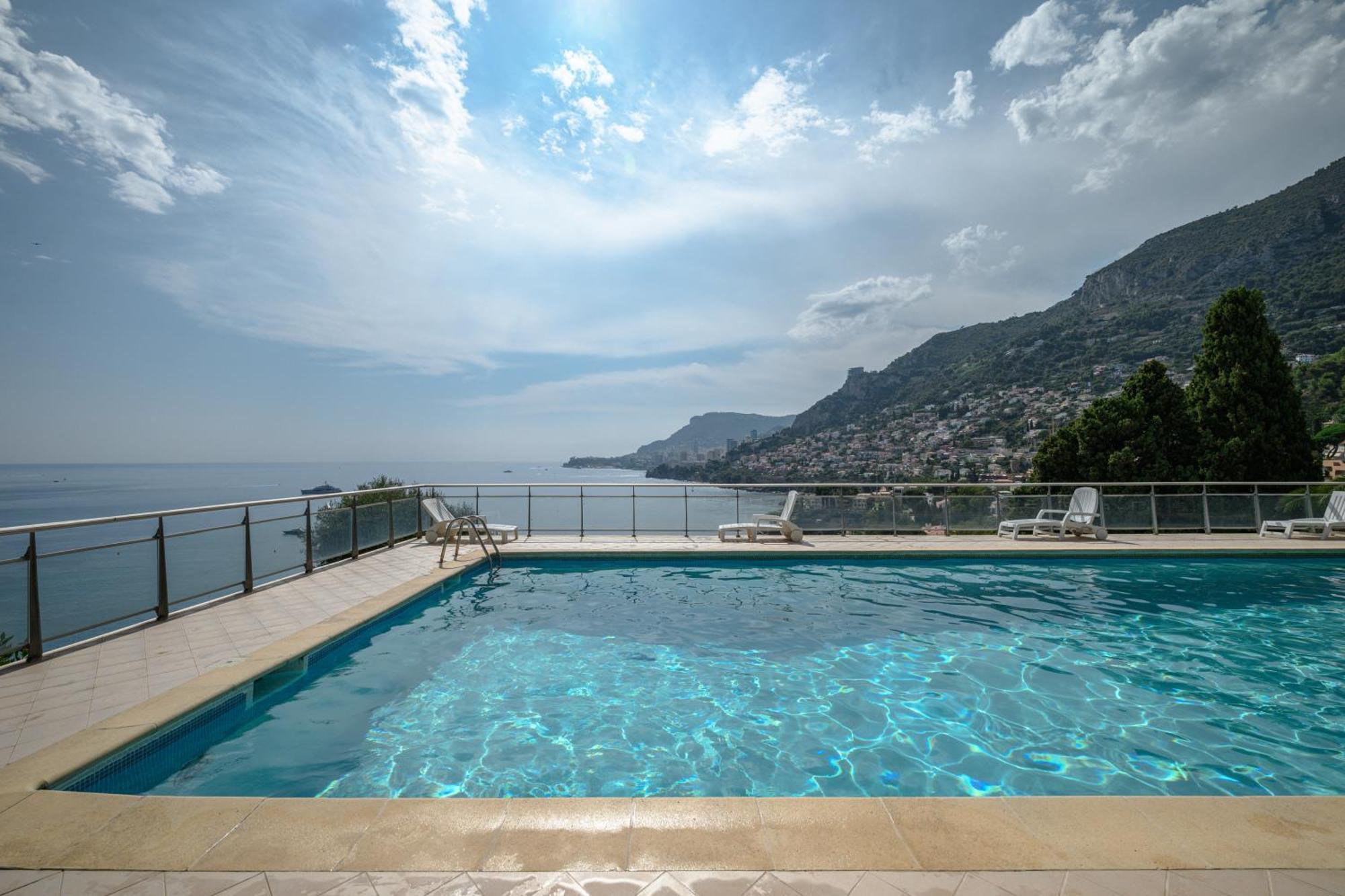 Le Coq Massolin Roquebrune-Cap-Martin Exterior foto